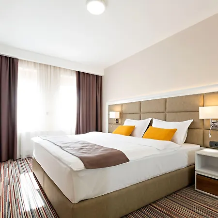 Tesla - Smart Garni Hotel Belgrad