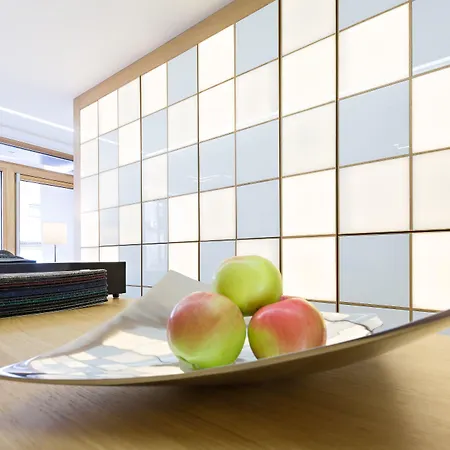 Hotel Tesla - Smart Garni