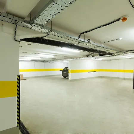 Tesla - Smart Garni Belgrad