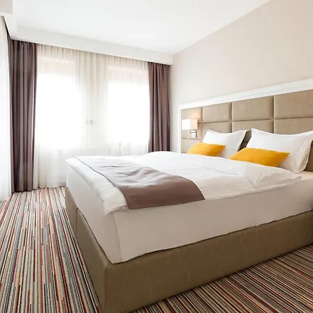 Tesla - Smart Garni 4*