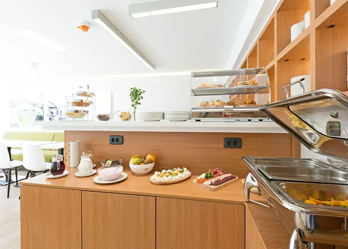 Tesla - Smart Garni Hotel Belgrad