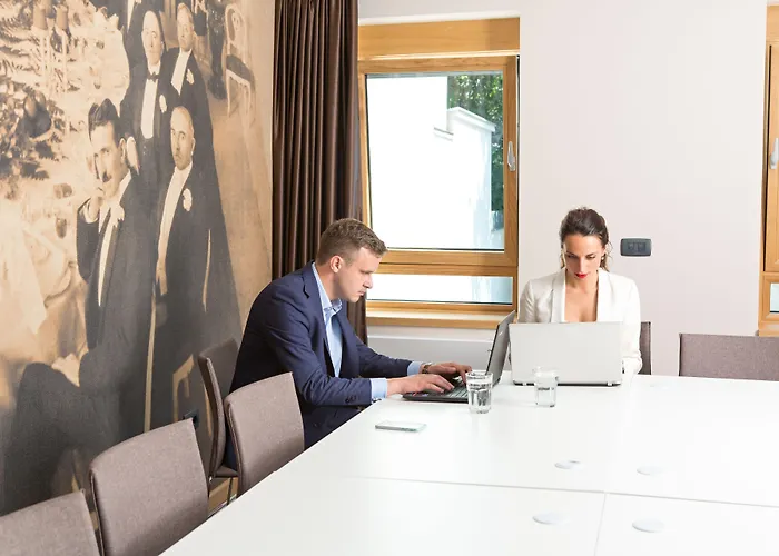 Tesla - Smart Garni Hotel Belgrad