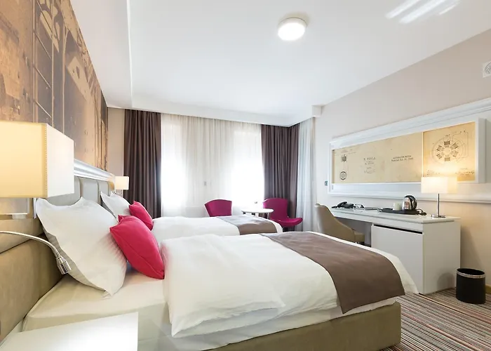 Hotel Tesla - Smart Garni