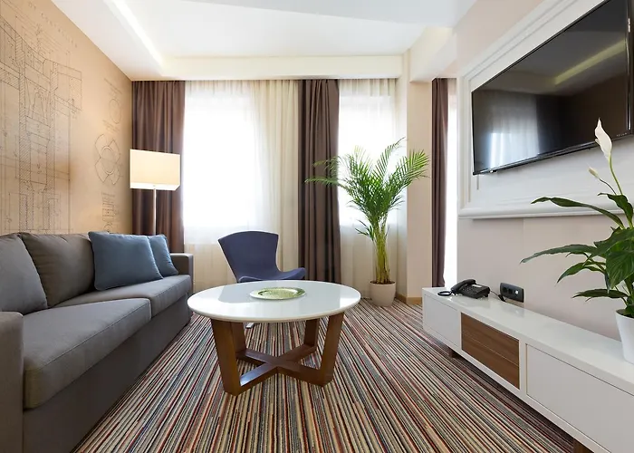 Tesla - Smart Garni 4* Belgrad