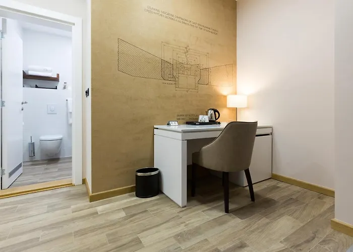 Tesla - Smart Garni Hotel Belgrado